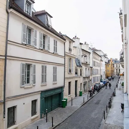 Apartment Bright & Design Near The Pantheon